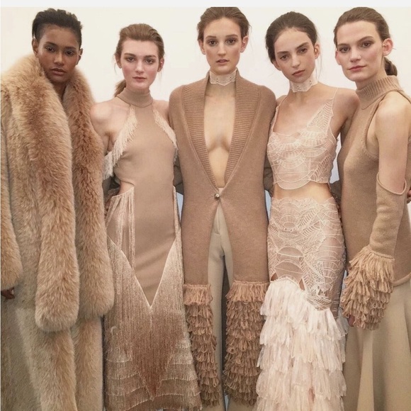 Jonathan Simkhai Loopy Yarn Cold Shoulder Pullover Tan  Turtleneck Sweater - Picture 16 of 16